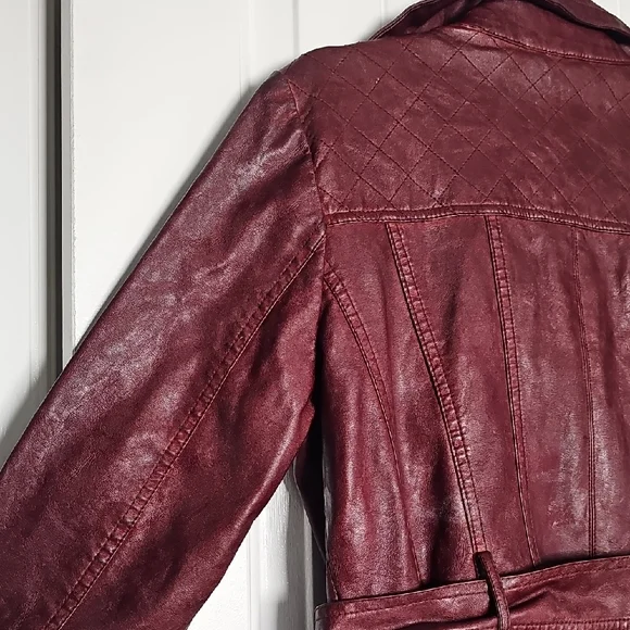 Guess Red Leather Biker Jacket with Asymmetrical Zipper - Picture 15 of 17